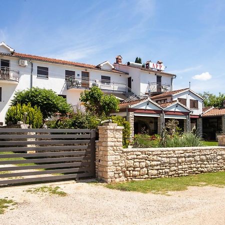 Guest House Milotic Brajkovici (Pazin) Exterior foto
