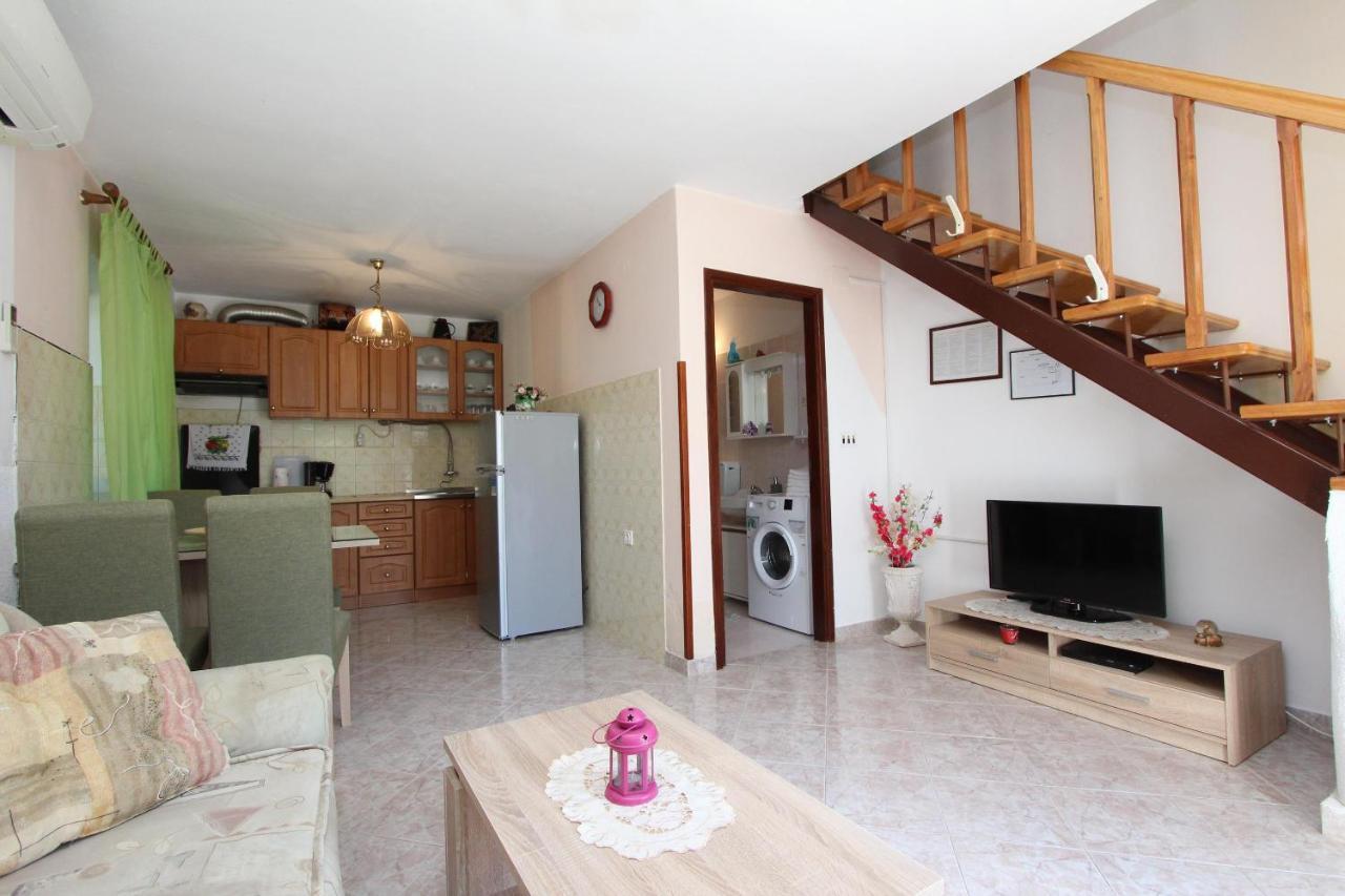 Guest House Milotic Brajkovici (Pazin) Exterior foto
